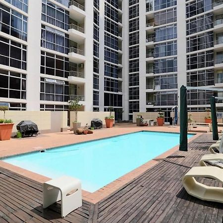 Upmarket Sandton Hydro Park Apartments Йоханесбург Екстериор снимка