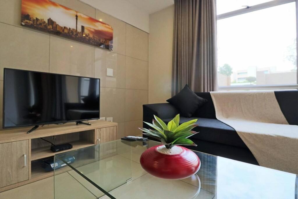Upmarket Sandton Hydro Park Apartments Йоханесбург Екстериор снимка
